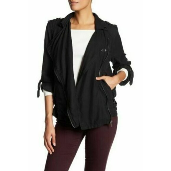 BLANKNYC Women's Sz M Black Tencel Moto Jacket Side Zip Belt Roll Tab Sleeves - Picture 1 of 9